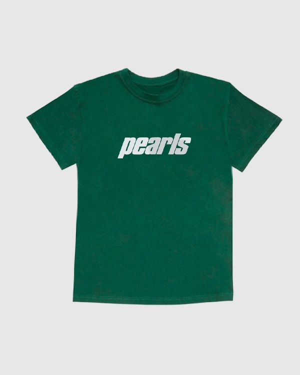 PEARLS T-Shirt