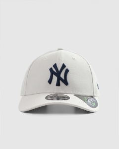 New Era 940CS New York Yankees Repreve Stone Collection Strapback Stone/OTC