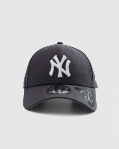 New Era 940 New York Yankees Repreve Graphite Collection Snapback Graphite/White