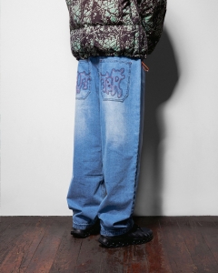 Product Alt Image