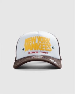 New Era 940AF New York Yankees Puff Trucker White/Brown