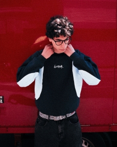 Product Alt Image