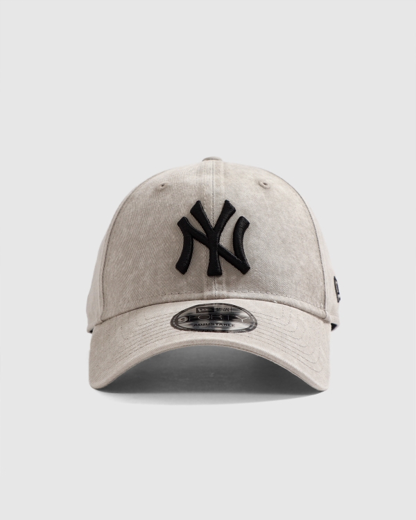 New Era 940SNAP New York Yankees Washed Pebble Snapback Black