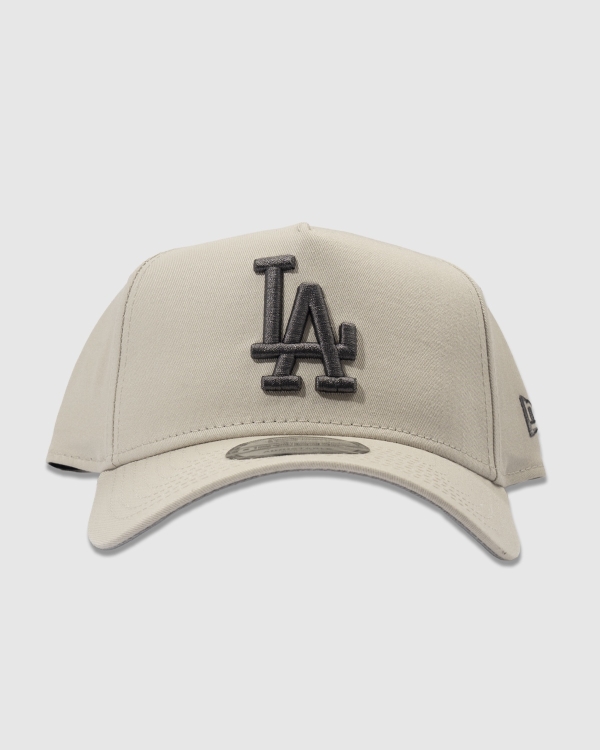 New Era 940AF Los Angeles Dodgers Concrete Snapback Chrome White