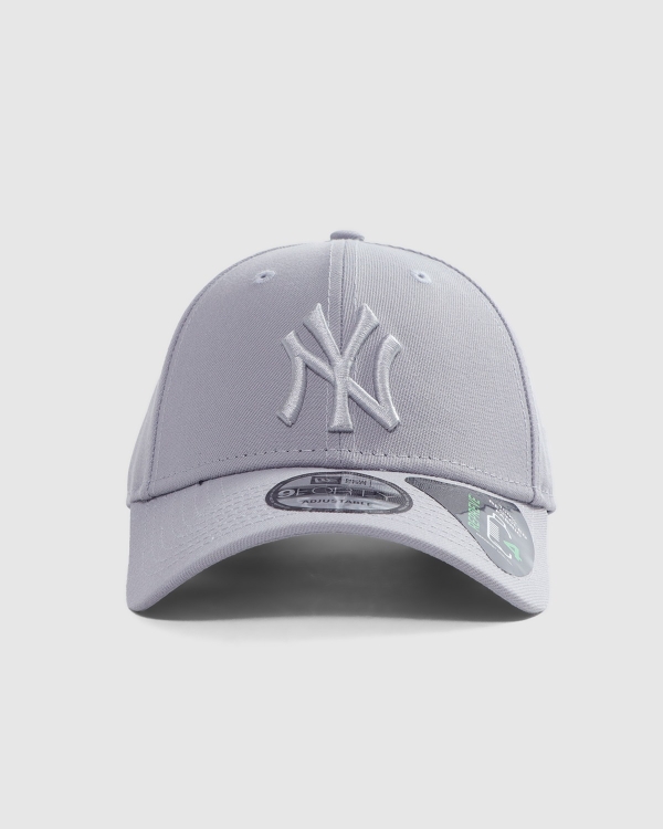 New Era 940CS New York Yankees Repreve Tonal Strapback Grey